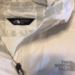 North Face dry vent water proof rain jacket